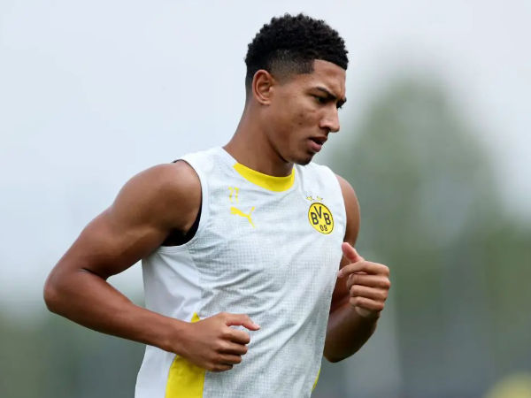 Jobe Bellingham Pakai Nomor Punggung 7 di Borussia Dortmund